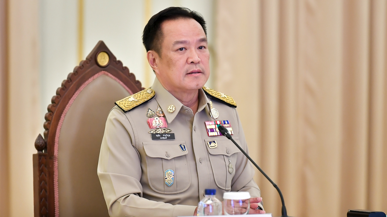 นายกฯ สั่งสำรวจความเสียหายน้ำท่วม เยียวยาครอบครัวละ 9,000 บาท