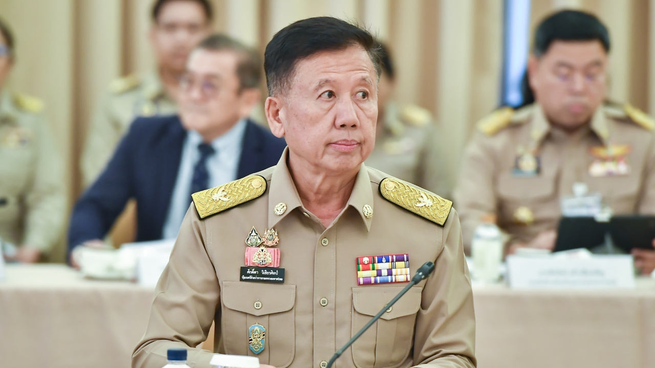 “ศักดิ์ดา” ซัดกลับ “สรวงศ์” มั่นใจ 4 เดือนรัฐบาลอนุทิน ผลงานมากกว่า 2 ปีเพื่อไทย