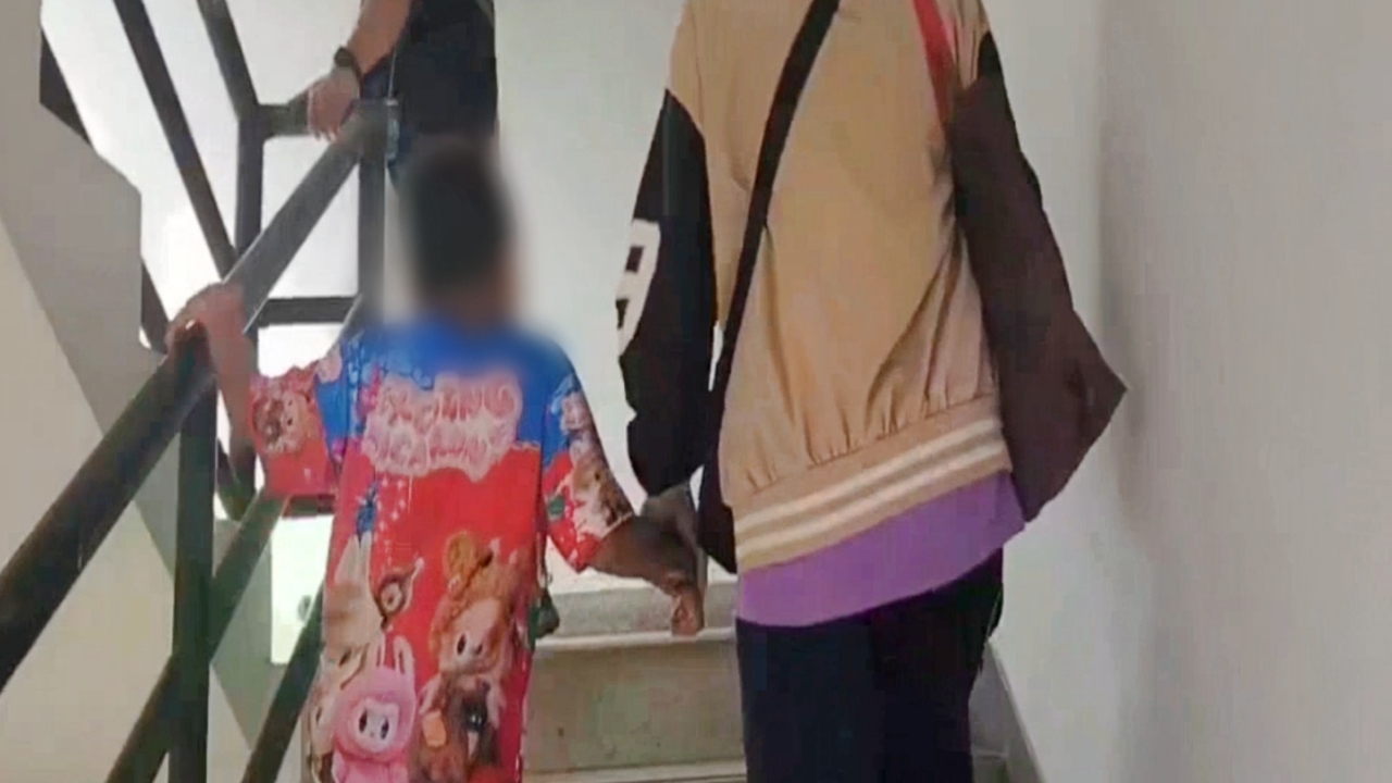 สพป. ยันเดินหน้าสอบสวนต่อ แม้ครูใช้ฟุตเหล็กตีเด็ก ป.1 ยื่นหนังสือลาออกแล้ว