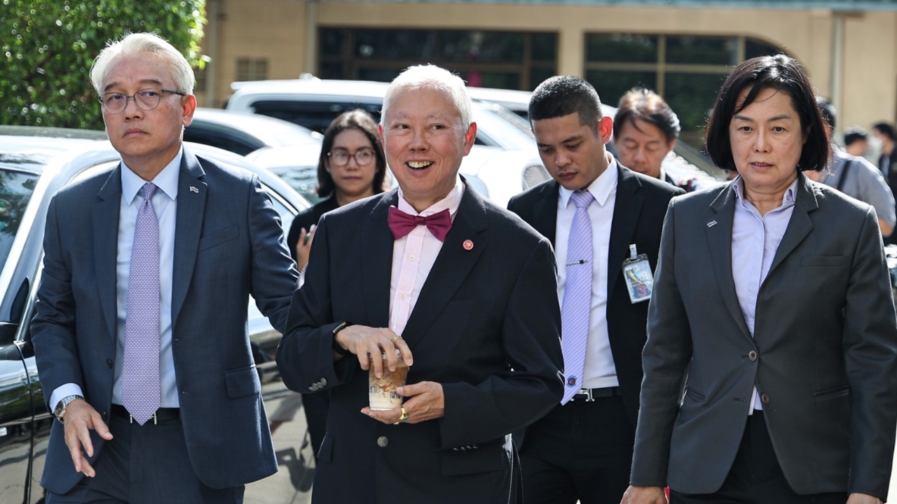 “บวรศักดิ์” ยังไม่เห็นเรื่องยื่นฎีกาอภัยโทษ “ทักษิณ” ชี้ เป็นขั้นตอนปกติของ สลค.