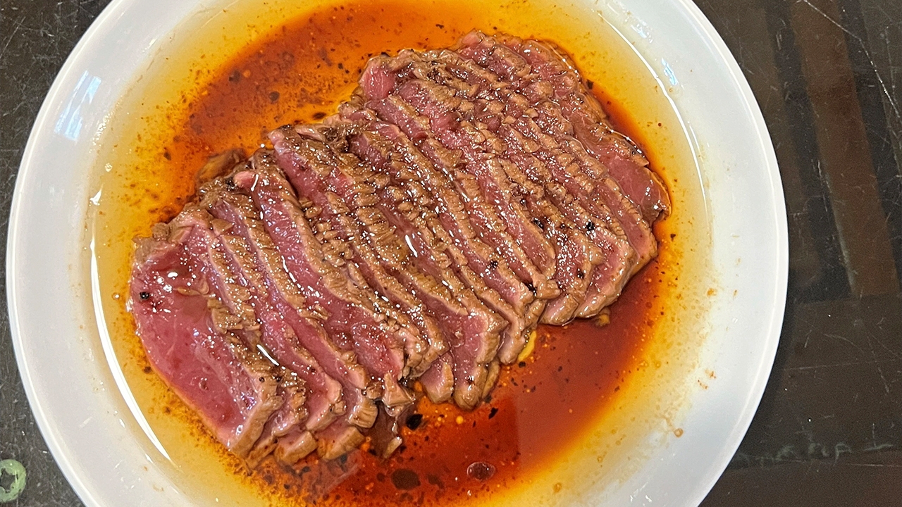 เนื้อทอดคุณหมี สไตล์บ้านพึงชม