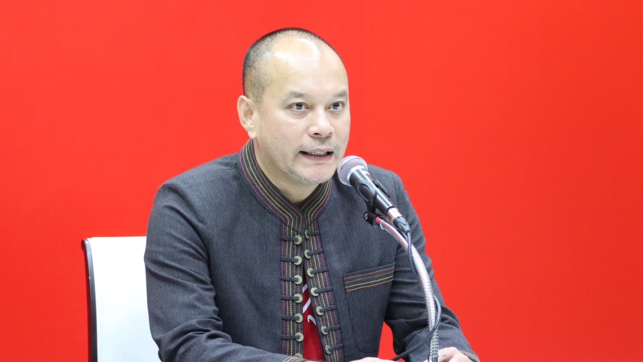 “ณัฐวุฒิ” ชี้ ดีลพิสดาร MOA ส้ม-น้ำเงิน จี้ ปชน.-ภท. เสนอร่างแก้ไข รธน. ร่วมกัน