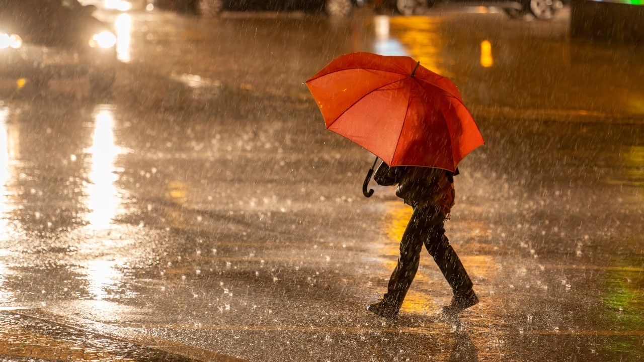 เตือนพายุ "รากาซา" ฉบับ 5 กระทบไทยฝนตกหนักหลายจังหวัด 23-26 ก.ย. 68