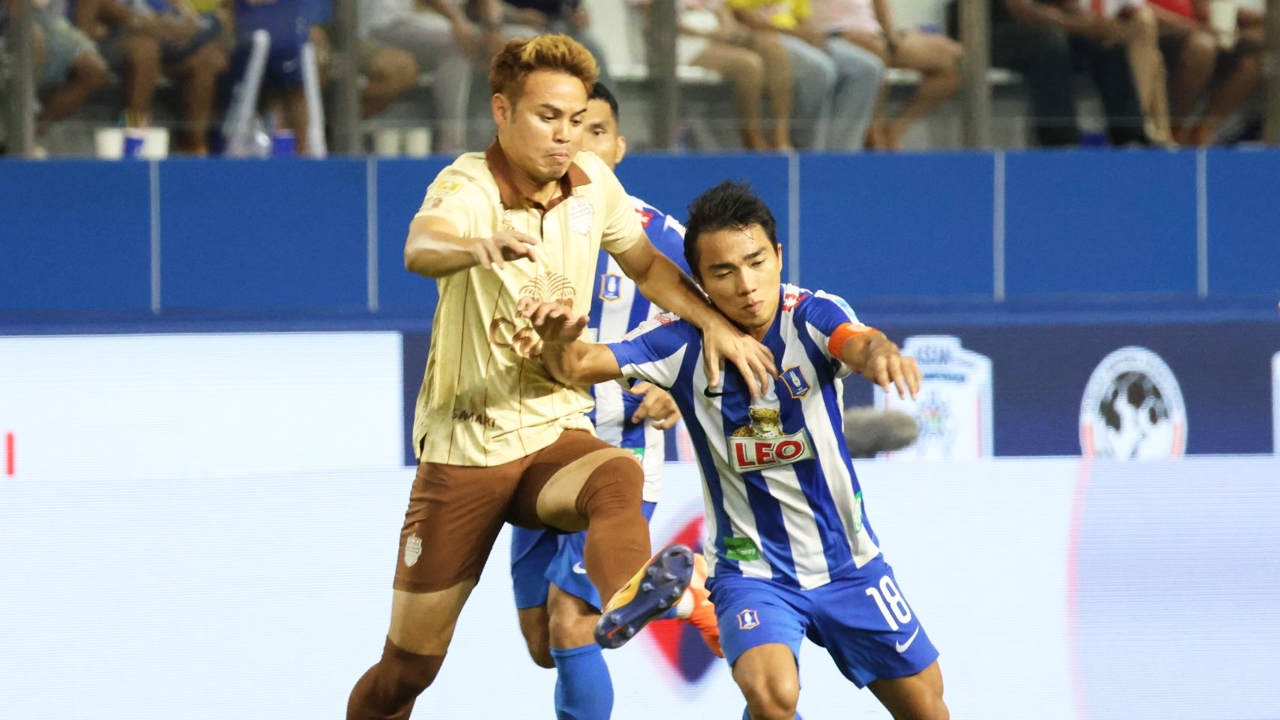 ผลบอล Shopee Cup บีจี ปทุม ยูไนเต็ด เสมอ บุรีรัมย์ ยูไนเต็ด 2-2 แบ่งกันไปฝั่งละแต้ม