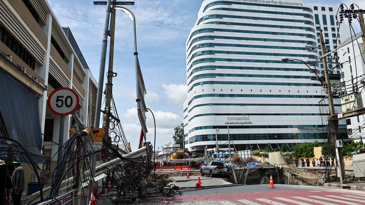 รพ.วชิรพยาบาล แจ้งปรับแนวทางให้บริการ ปิดอาคารทีปังกรรัศมีโชติ รวมที่จอดรถชั้นใต้ดิน