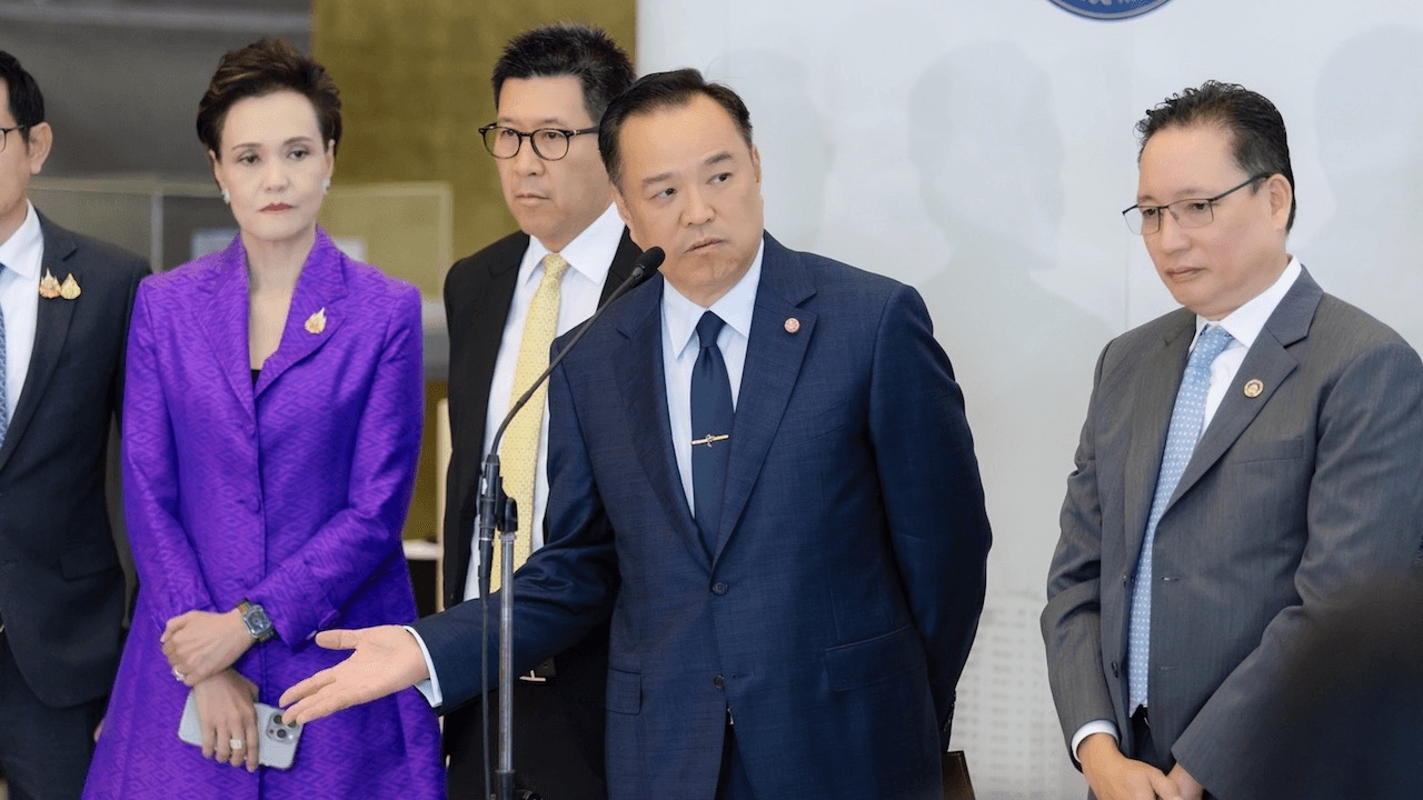 “อนุทิน”พบสมาคมธนาคารไทย “เอกนิติ”สั่งคลังตั้งทีมติดตามเงินเทาดูแลค่าบาท 