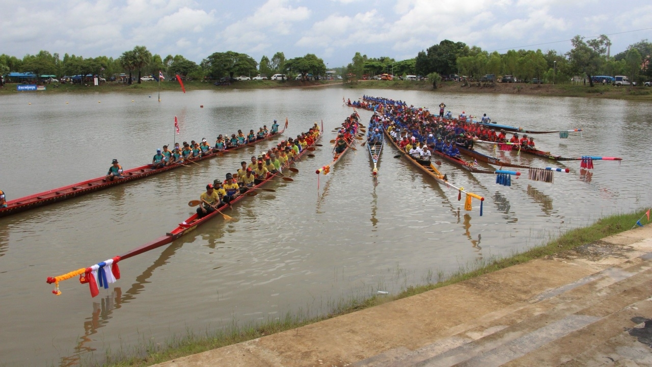 เปิดศึกเรือยาวประเพณี อ่างเก็บน้ำกุดจงอาง สุดยิ่งใหญ่ ชิงถ้วยพระราชทานฯ