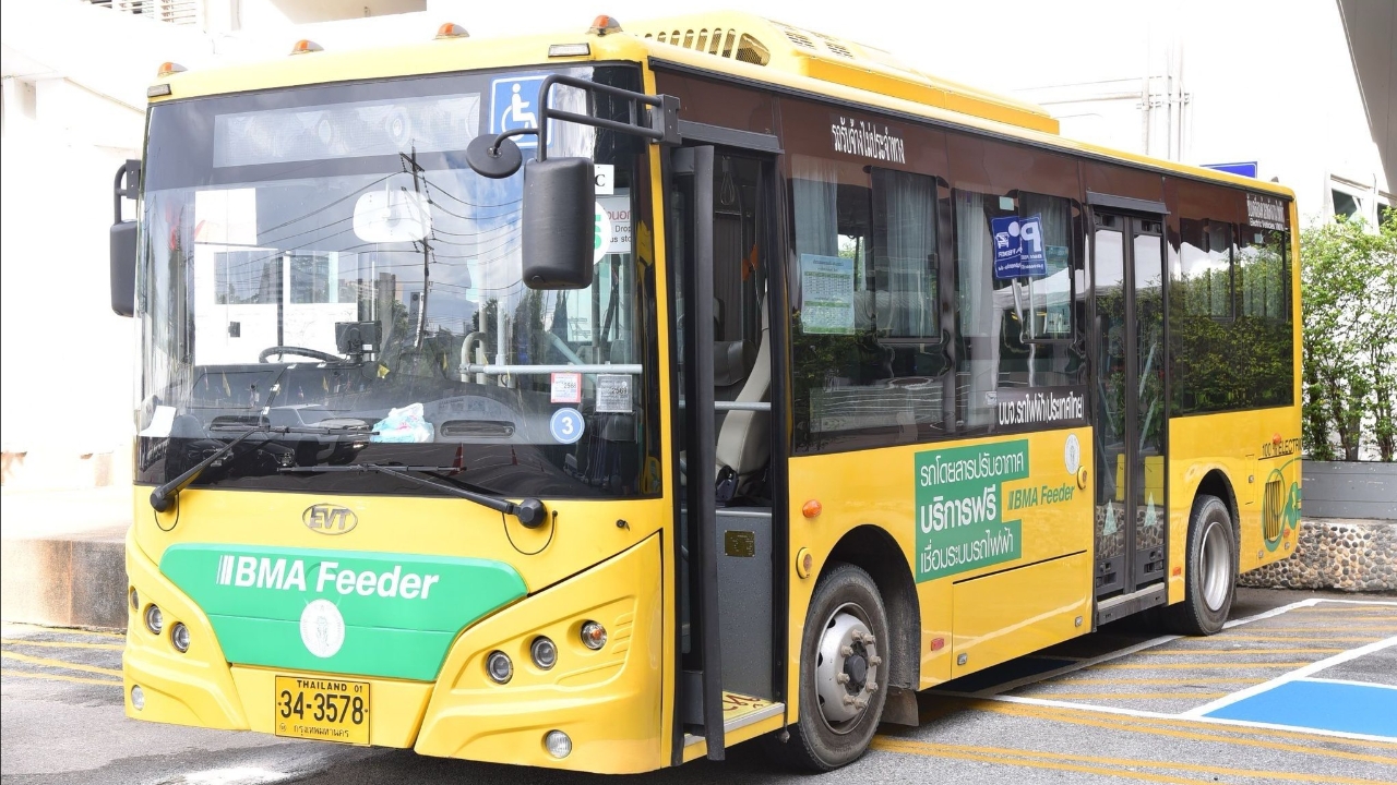 เช็ก 6 เส้นทาง นั่งรถบัสฟรี ลดมลพิษในกรุงเทพฯ