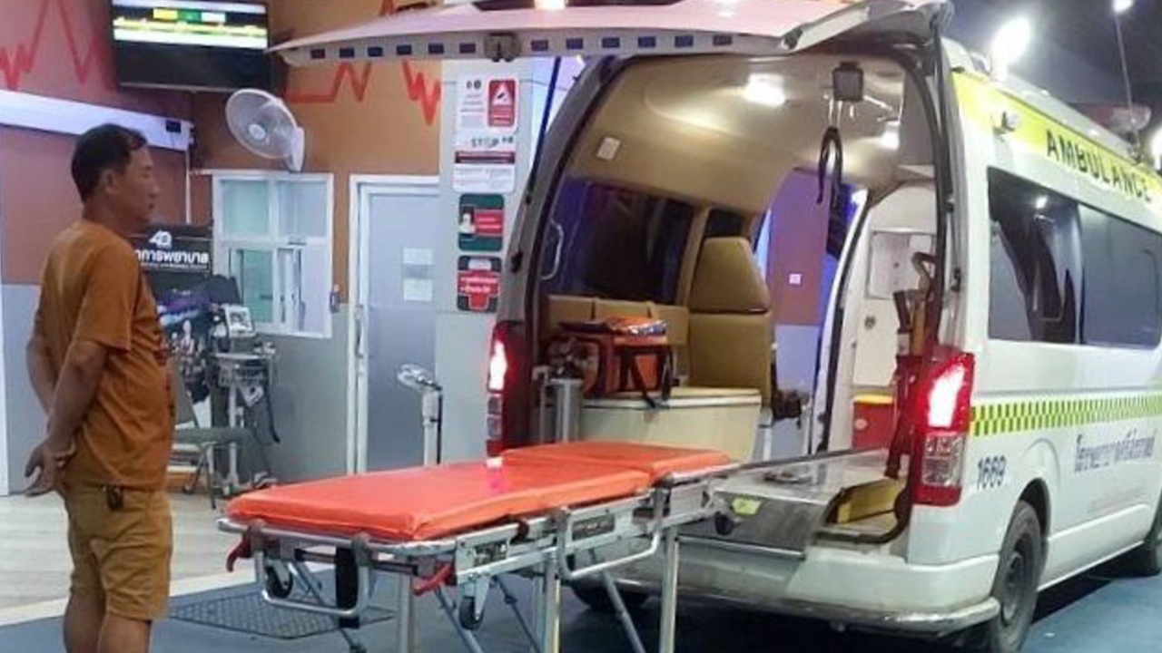 ฟ้าผ่านักท่องเที่ยวสาว บนดอยปุยหลวง อาการสาหัส หามลงจากยอดเขา ส่ง รพ.