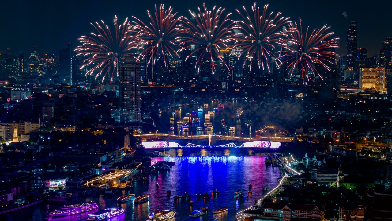 วิจิตรเจ้าพระยา 2568 เช็กตารางพลุ จุดกี่โมง จัดที่ไหน ชมโดรนสุดอลังการ