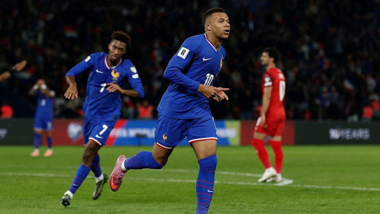 ผลบอลสด ทีมชาติฝรั่งเศส เปิดรังอัด อาเซอร์ไบจาน เฮ 3 นัดรวด คัดบอลโลก 2026