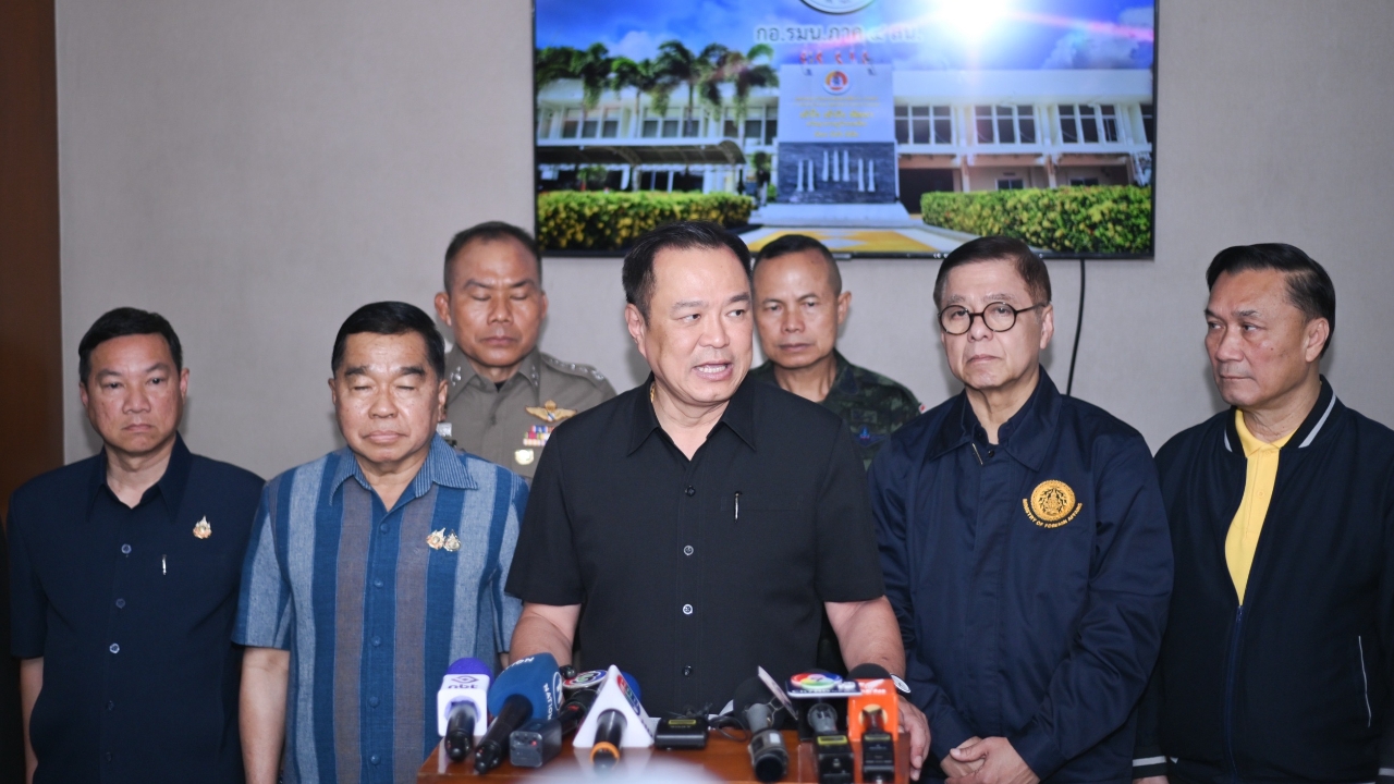 นายกฯ มั่นใจคุยสันติภาพภาคใต้คืบหน้า- กต. คุยทีมกัมพูชา 12 ต.ค. นี้