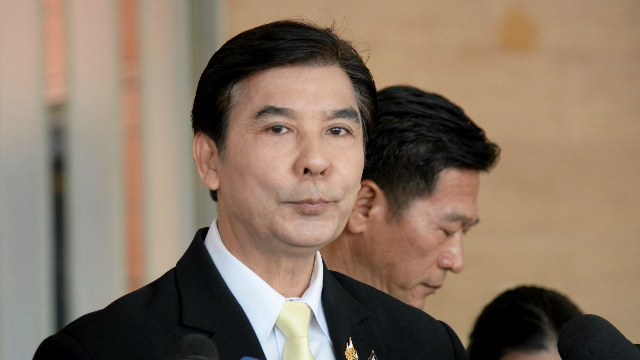 “พร้อมพงศ์” อัด “อนุทิน” ลงพื้นที่อย่ามุ่งจีบ สส.ต่างพรรค เหน็บ ปชน. อย่าทำเฉย