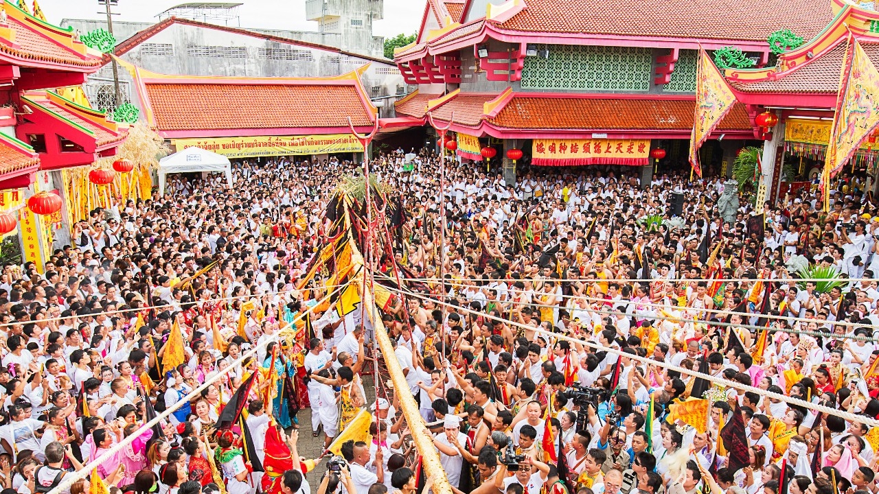 กินเจภูเก็ต 2568 วันไหน แจกตารางพิธีแห่ พร้อมกิจกรรมน่าสนใจ