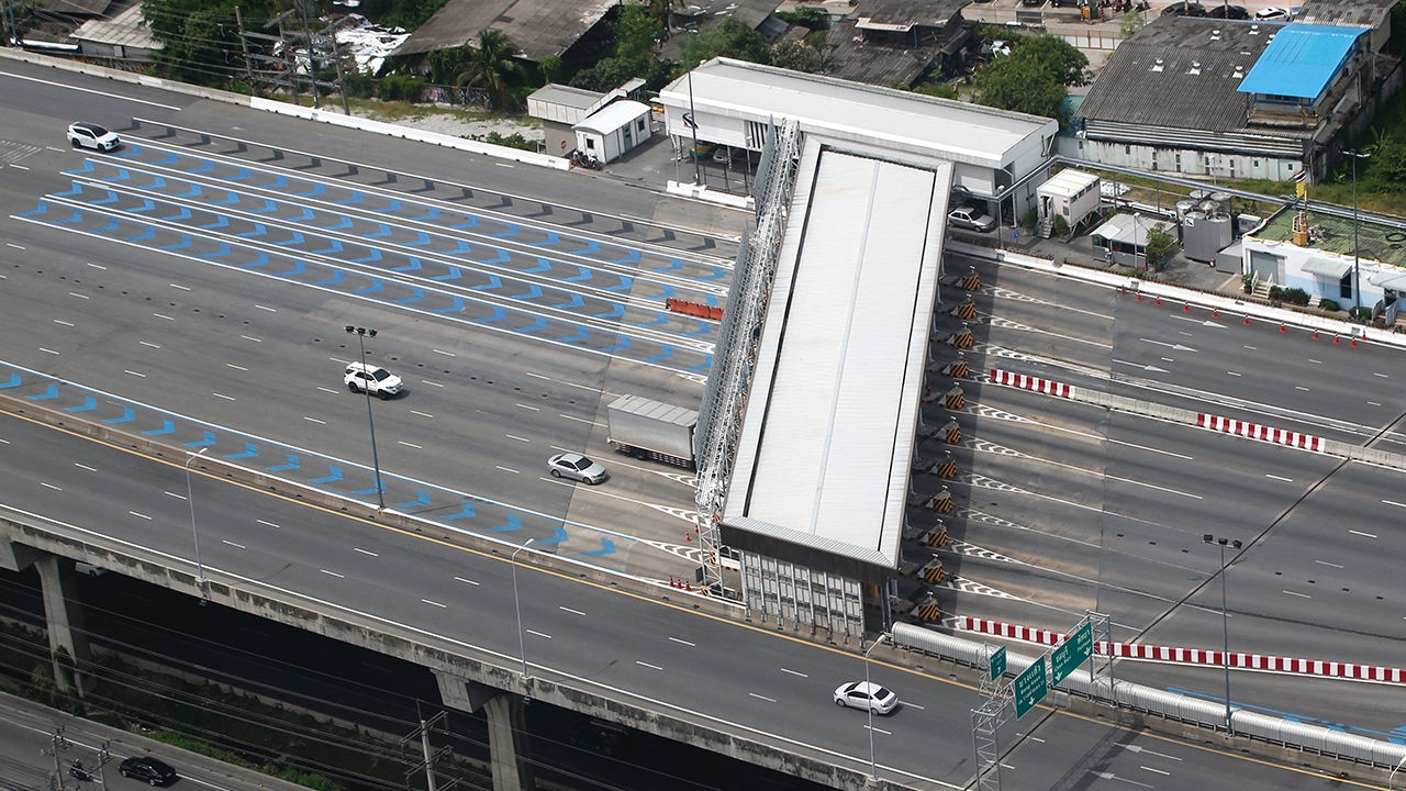 กทพ. เปิดใช้ช่องทางด่วนไร้ไม้กั้น 4 ด่าน บนทางพิเศษกาญจนาภิเษก เพิ่มความสะดวก รวดเร็ว