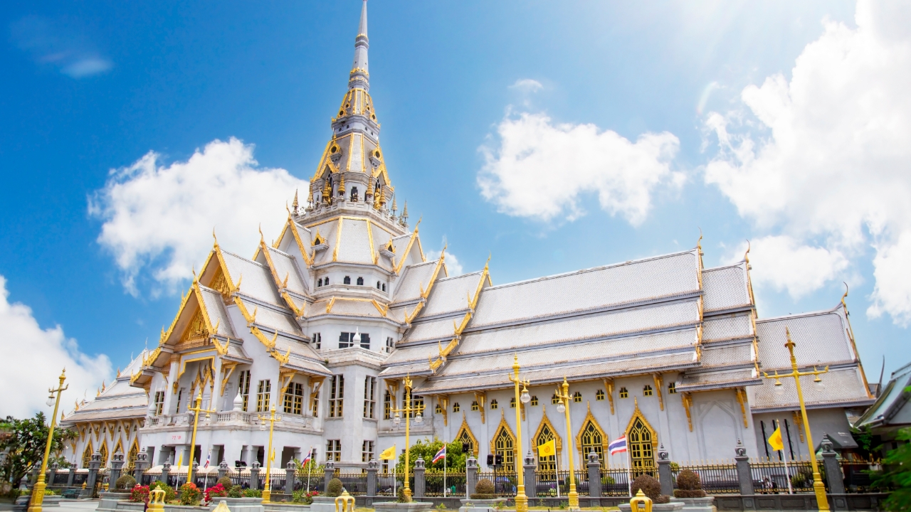 กำหนดการ "งานนมัสการหลวงพ่อโสธร 2568" จัดวันไหน ไหว้พระขอพร ตลอด 10 วัน