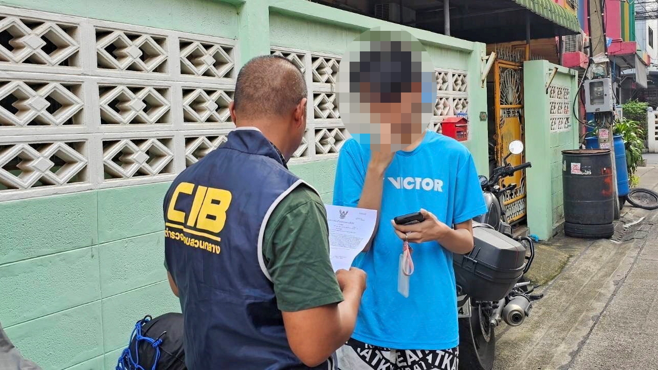 ลวงอนาจาร นักเรียนชายทําคลิปวิตถาร ตร.บุกจับคาบ้าน เซ็กซ์ครีเอเตอร์ ขายในออนไลน์