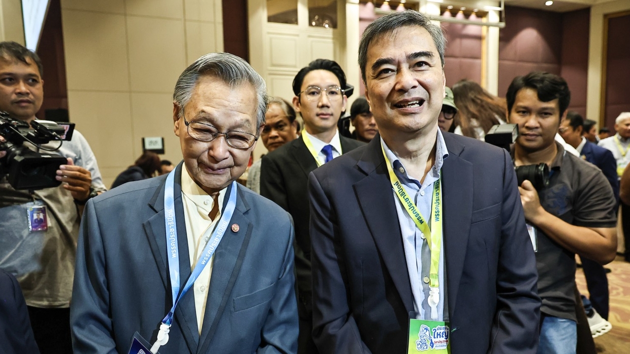 “ชวน” เชื่อ “อภิสิทธิ์” คัมแบ็ก ปชป. ดีขึ้น ย้ำไม่ใช่นักธุรกิจการเมือง