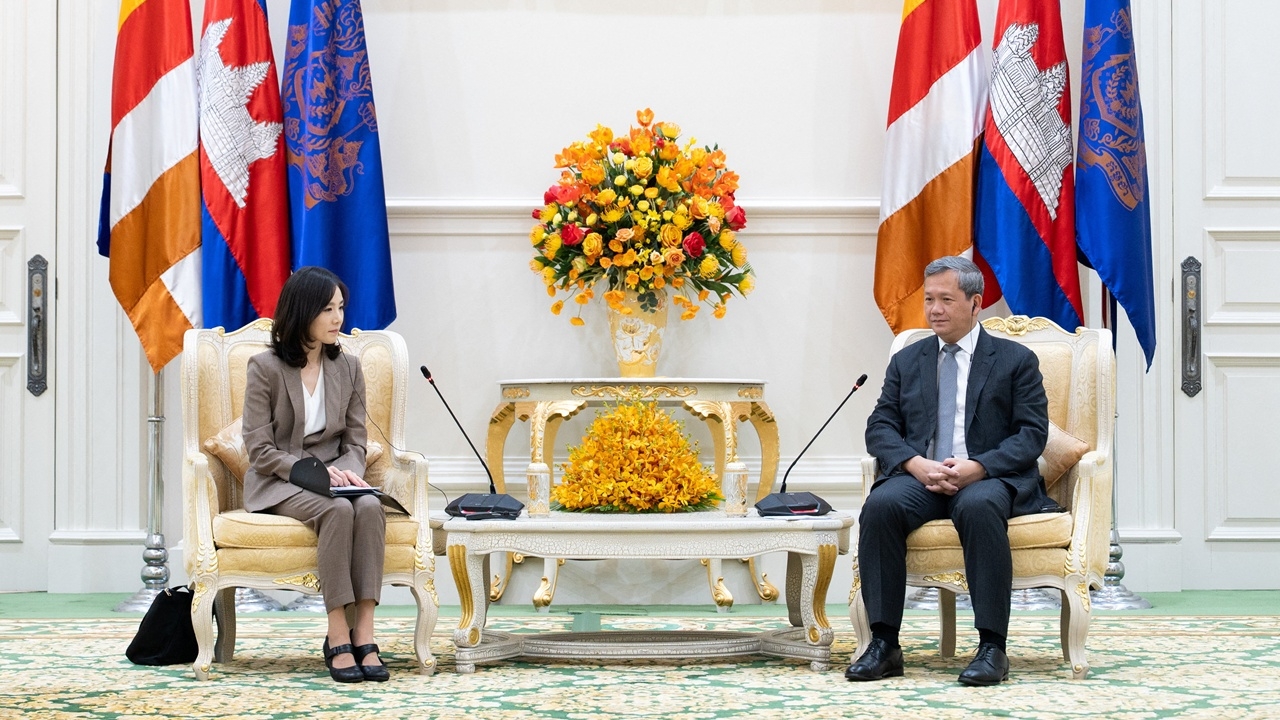 ฮุน มาเนต สัญญาเพิ่มการคุ้มครองชาวเกาหลี เสียใจกรณี น.ศ.ถูกอุ้มฆ่า