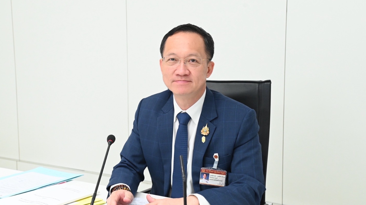 “อัครเดช” หนุน เอาจริงบุกจับสินค้าไม่ได้ มอก. จี้ จนท. ทำงานเชิงรุก