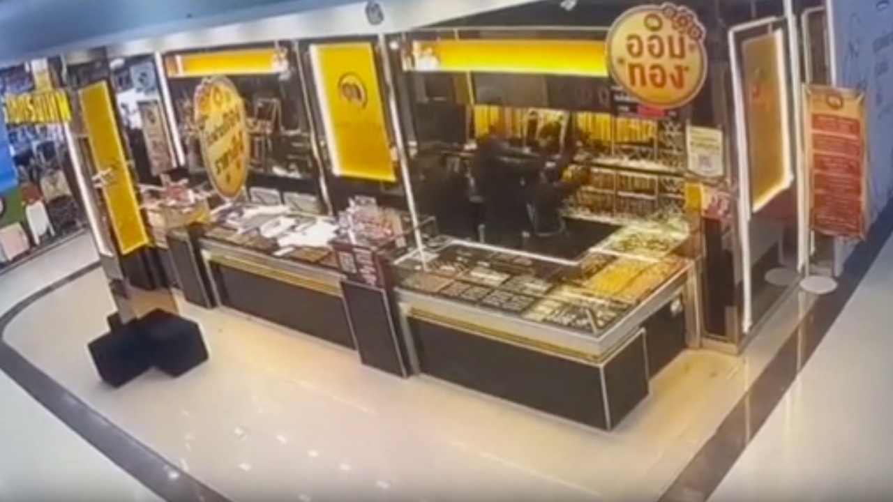 ตรวจค้น 3 เป้าหมาย รวบผู้ต้องสงสัยปล้นร้านทอง-โจมตี ชคต.เกียร์