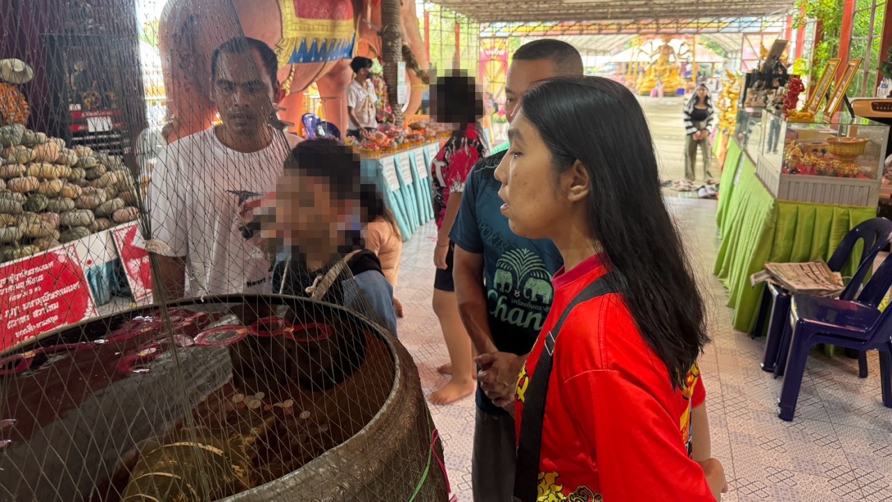 ส่องอ่างน้ำมนต์ฤาษีเณร เสี่ยงโชคงวด 16/10/68 หนุ่มแก้บน ได้ยอดขายหลักล้าน