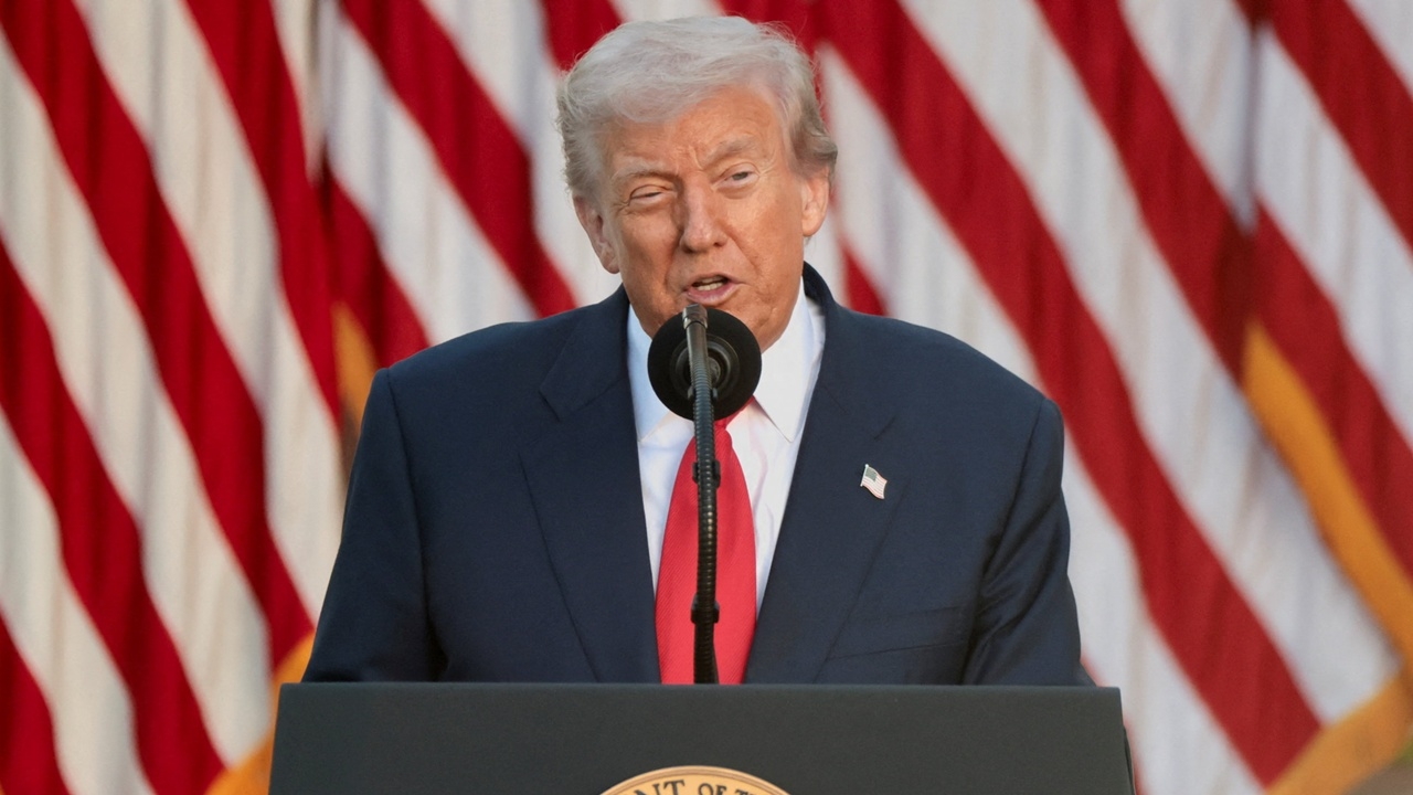 ทรัมป์ขู่ไฟเขียวให้อิสราเอลโจมตีต่อ หากฮามาสไม่ทำตามข้อตกลงหยุดยิง