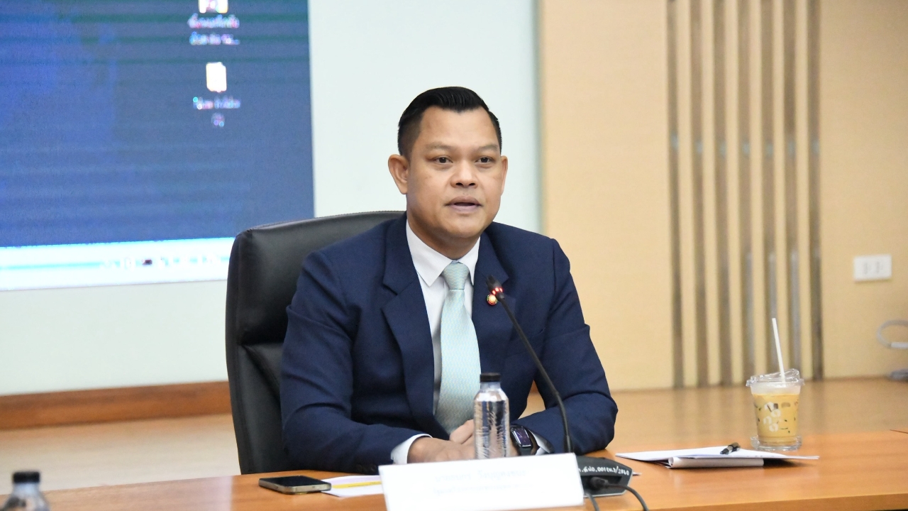 “ธนกร” เผยเข้าใจชาวไร่อ้อย ขอบคุณช่วยลด PM 2.5 จนตัวเลขเผาอ้อยต่ำสุดเป็นประวัติการณ์