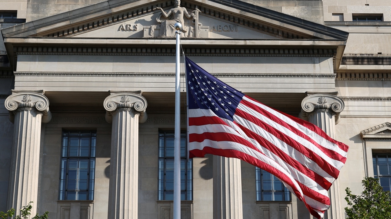 สหรัฐฯ ฟ้องยึดทรัพย์ ปธ.บริษัท Prince Group เปิดศูนย์หลอกลวงในกัมพูชา