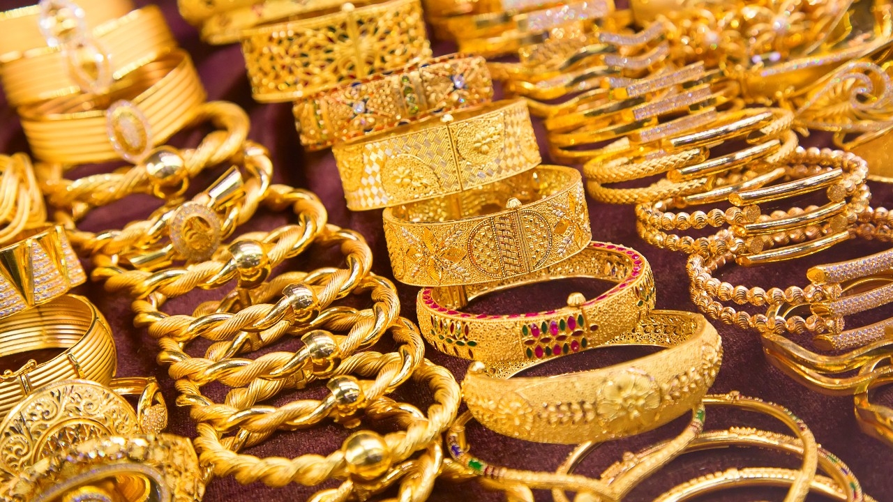 ทองโลก-ทองไทยพุ่งบาทละ64,350บาท ต่างชาติฟันธงปี69ทะยานต่อ!