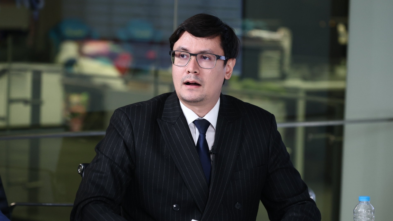 “โรม” ชง “อนุทิน” ปลด “ธรรมนัส” พ้นครม. สั่งการ ปปง. สอบเส้นทางการเงิน “จุ๊บจิ๊บ”