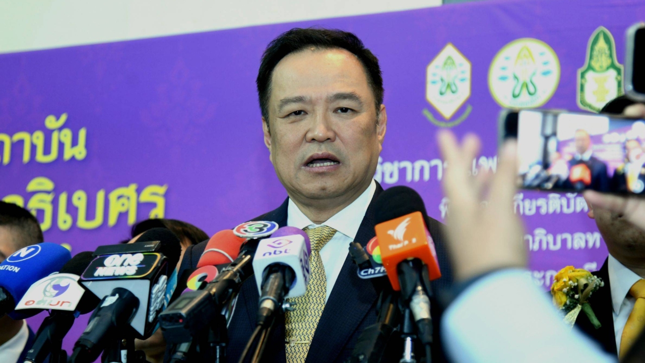 นายกฯ สั่งตรวจสอบปม 7 นักการเมือง ยันรัฐบาลเข้มปราบสแกมเมอร์ ใครผิดไม่ยกเว้น