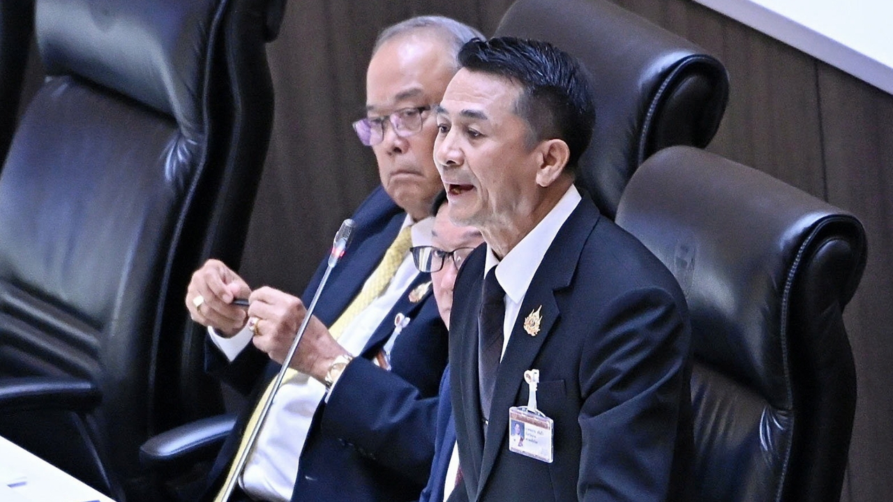 “หมอชลน่าน” เผยเพื่อไทย จ่อเสนอ “ชูศักดิ์” นั่งประธาน กมธ.แก้รัฐธรรมนูญ