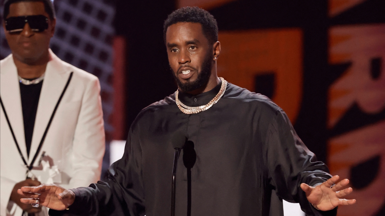 ฌอน "ดิดดี้" คอมบ์ส ถูกตัดสินจําคุกกว่า 4 ปี ในข้อหาค้าประเวณี