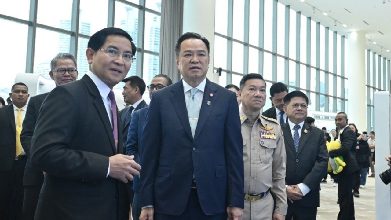 “อนุทิน” ไม่ทราบ สลค. ตีกลับ ขอพระราชทานอภัยโทษ “ทักษิณ” รอบ 2