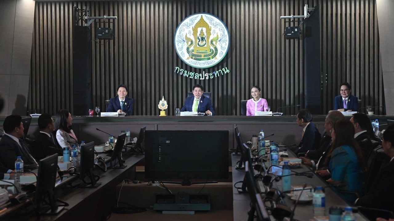 ชาวสวนยางเตรียมเฮ กระทรวงเกษตรฯ ผนึกความร่วมมือเซ็น MOU หนุนใช้ยางพาราในภาครัฐ