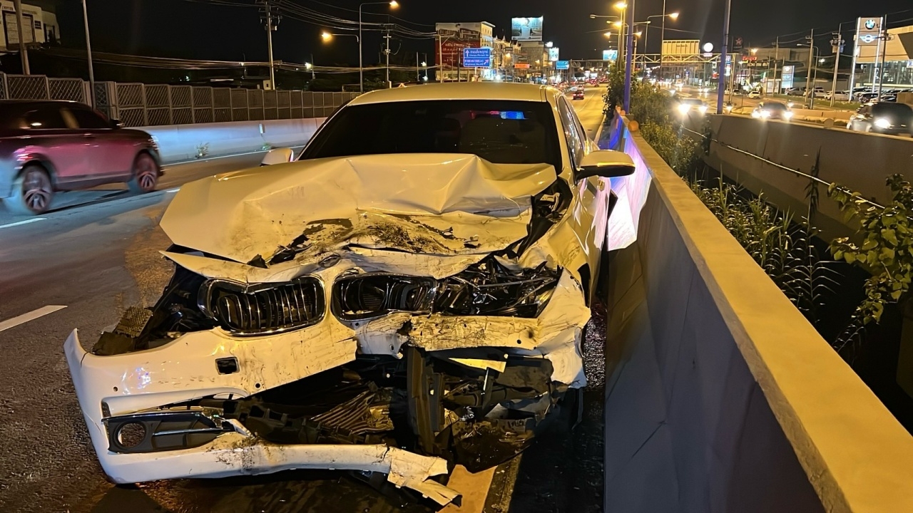 สาวเมาขับรถหรูย้อนศร โดน 3 ข้อหา ทนายยันพร้อมรับผิดชอบค่าเสียหาย