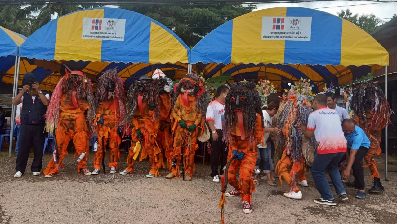 ประเพณีโบราณนับ 100 ปี แห่ผีชูชกหนึ่งเดียวในไทย ที่ อ.นครไทย 