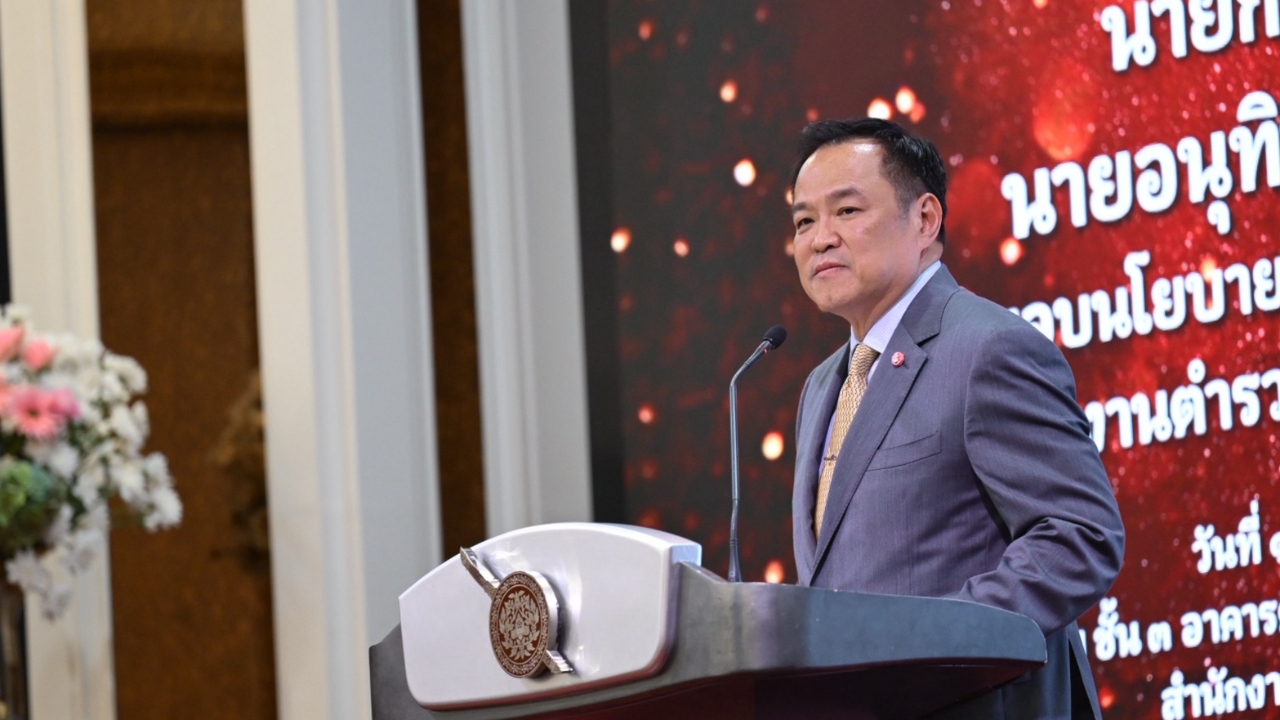 “อนุทิน” หยอดหวาน ไม่มีใครรู้จักตำรวจดีเท่าลูกเขยตำรวจ