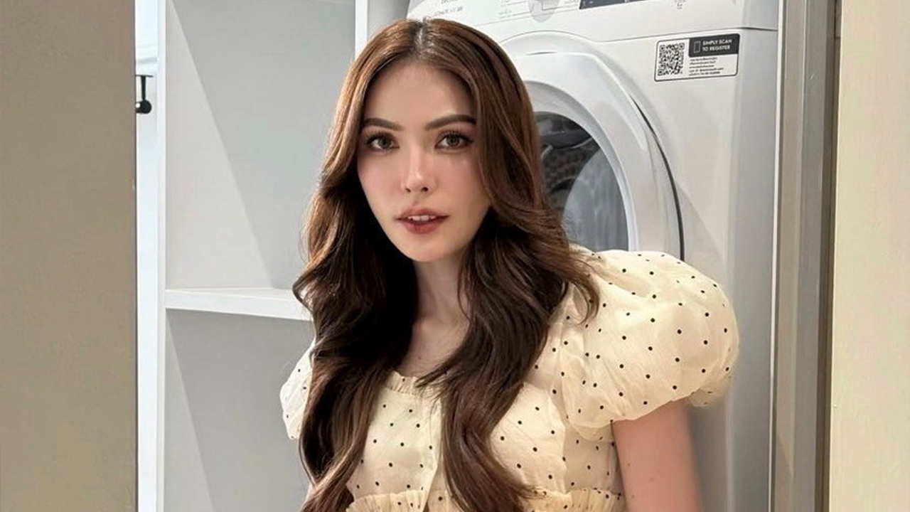 "ชาล็อต" โคตรโกรธเกรียนคีย์บอร์ด ลามปามถึง "พ่อแม่" ทริปแฟนมีตยุโรปสุดฮีลใจ รับพลังบวกจากแฟนๆ