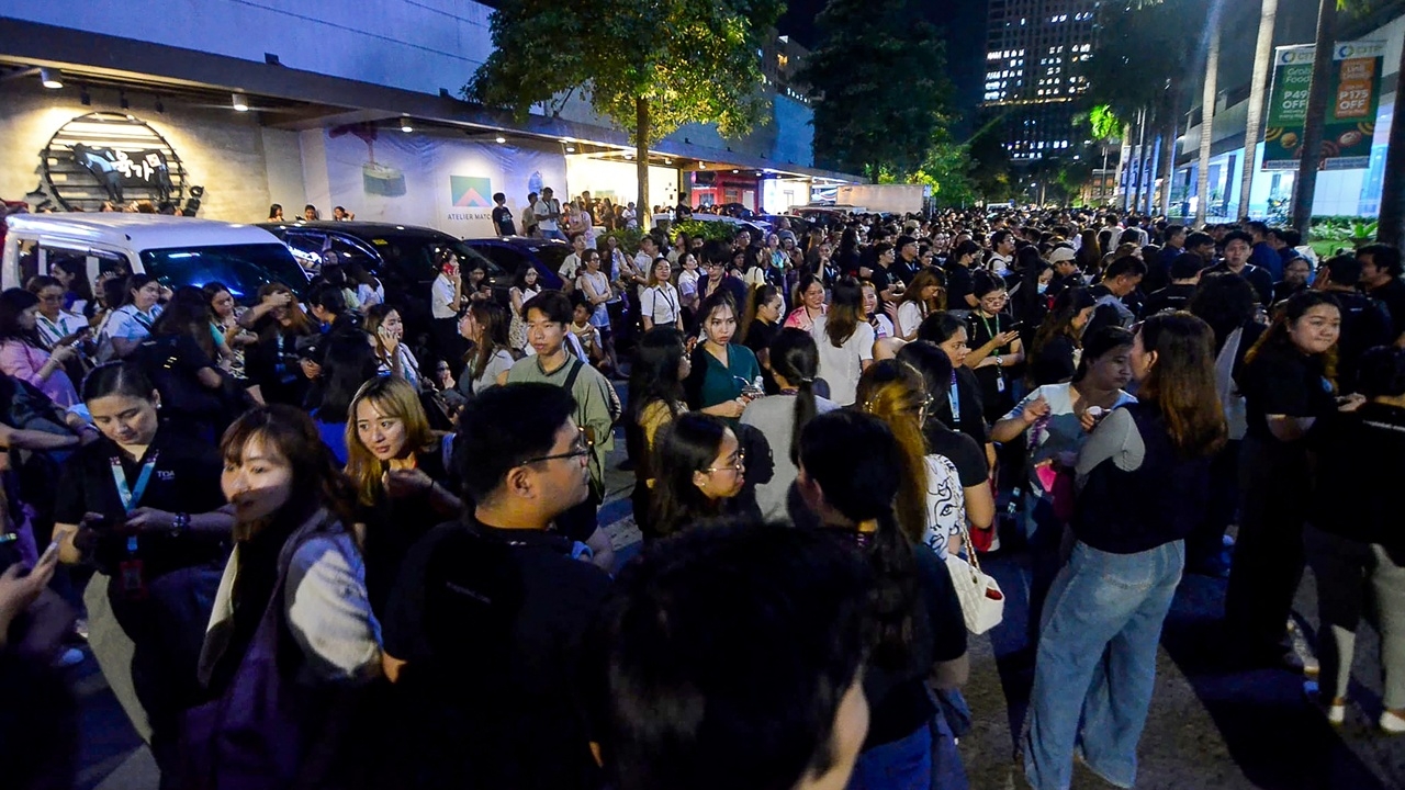 แผ่นดินไหว 6.9 เขย่าฟิลิปปินส์ ทำตึกถล่มหลายจุด จนท.เร่งหาผู้สูญหาย