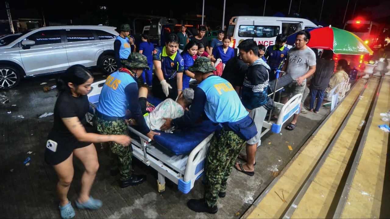 ฟิลิปปินส์อ่วม ฝนถล่มน้ำท่วมซ้ำเซบู ไม่กี่ชม.หลังเจอแผ่นดินไหวรุนแรง