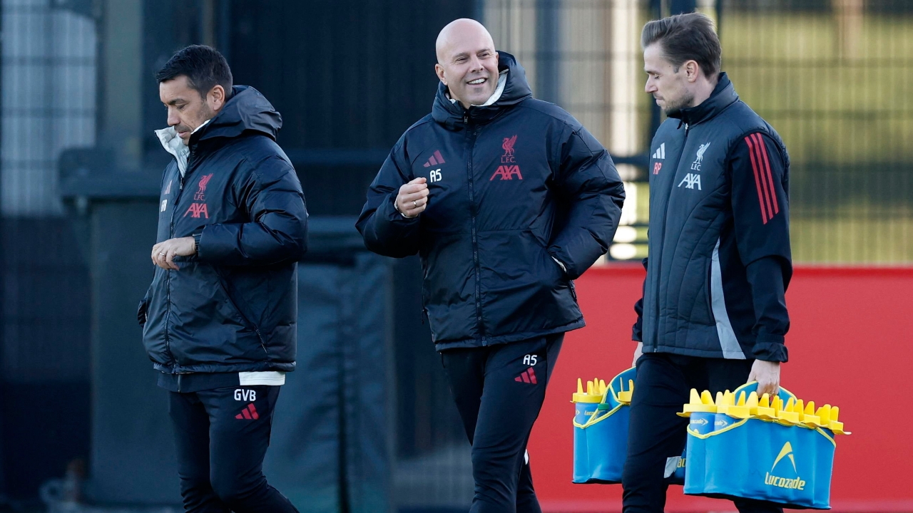 ลิเวอร์พูล มีเฮ "สล็อต" เผย 2 ข่าวดีล่าสุด ก่อนลุ้นชนะ "เวสต์แฮม" ศึกพรีเมียร์ลีก