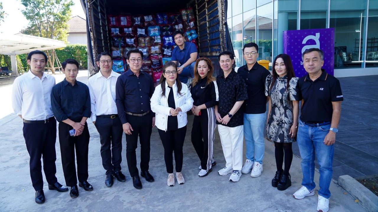 "คุณหญิงหน่อย" ปล่อยคาราวานชุดเครื่องนอนช่วยฟื้นฟูชาวหาดใหญ่