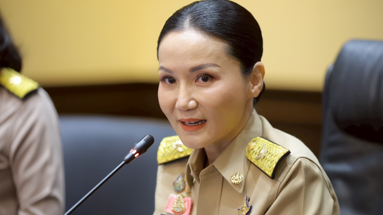 "นฤมล" ลุยใต้ "ฟื้นเมือง คืนชีวิต" สั่ง ศธ. ฟื้นฟูเต็มกำลัง เปิดเรียนให้เร็วที่สุด