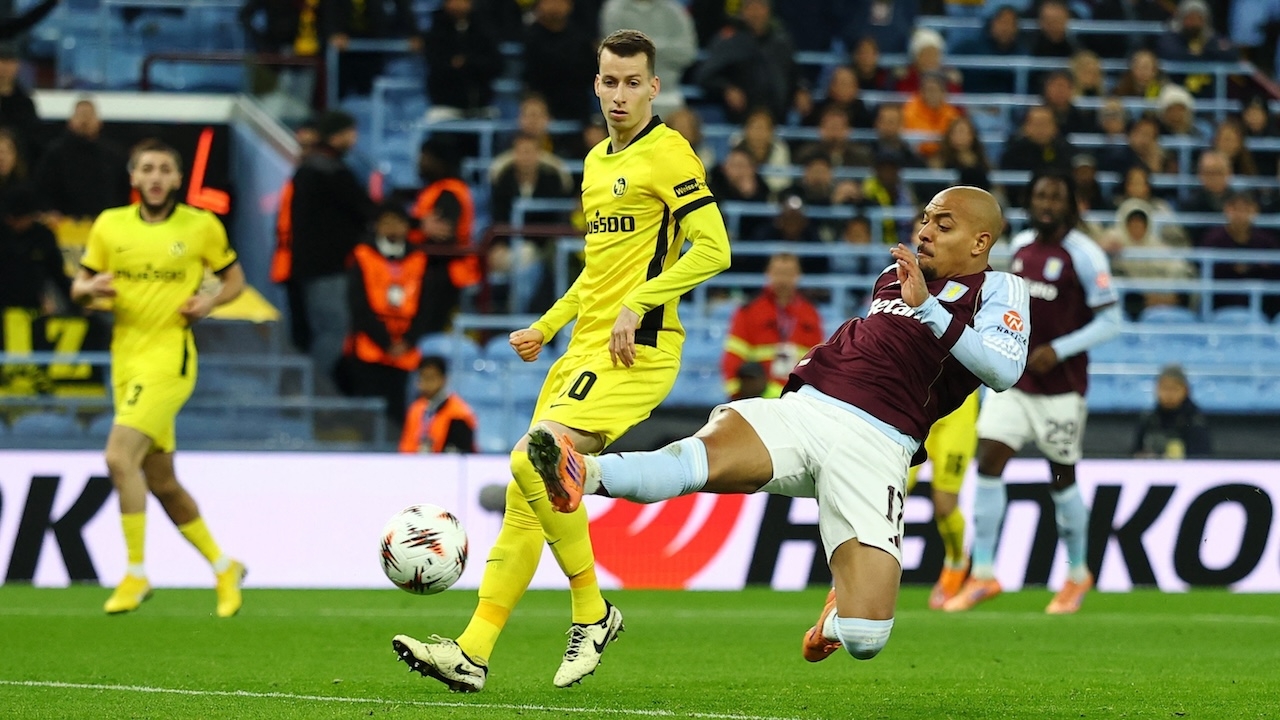 ผลบอลเมื่อคืน แอสตัน วิลล่า เบียดเฉือน ยัง บอยส์ ขึ้นรองฝูงยูโรปาลีก