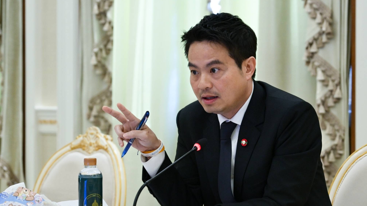 “ภราดร” จี้ เร่งกู้ระบบจ่ายน้ำประปา นายกฯ สั่งน้ำต้องถึง รพ.หาดใหญ่ ภายในเที่ยงนี้