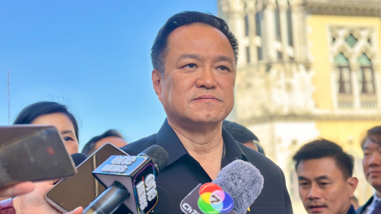 “อนุทิน” เดือด ขู่เพิกถอนใบอนุญาตสายการบิน อัปค่าตั๋ว กทม.-หาดใหญ่ พุ่งหลักหมื่น