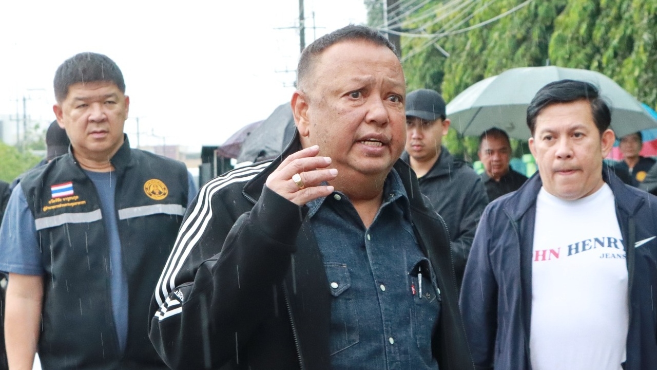 น้ำท่วมหาดใหญ่ "นายกแป้น" ยืนยันทำเต็มที่ไม่ได้หยุด ลั่นเป้าต้องหาแพะอยู่แล้ว