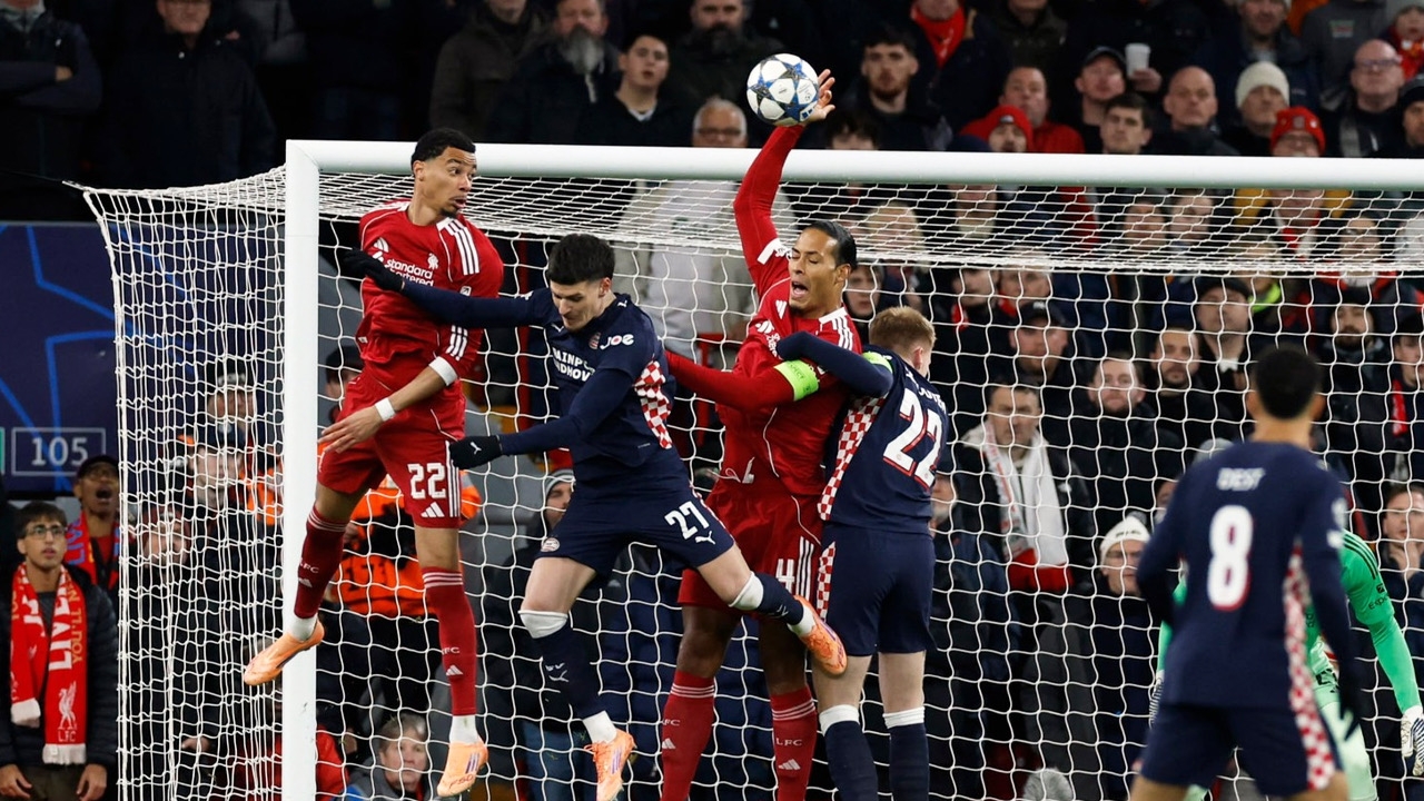ไม่น่าเชื่อว่าจะเกิดขึ้น 3 สถิติไม่น่าจดจำ "ลิเวอร์พูล" หลังแพ้ยับคาบ้านให้กับ "PSV" ศึก UCL